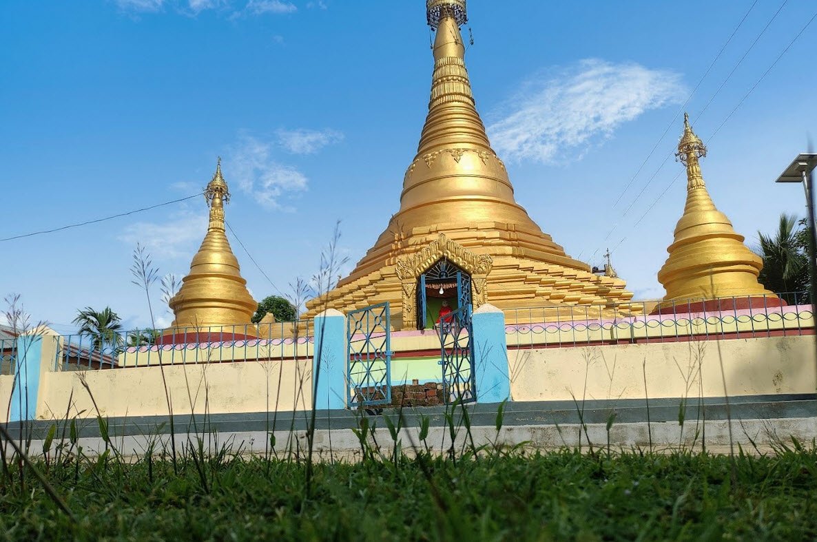 Mahamuni Buddha Mandir